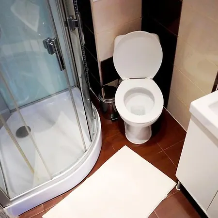 Zen - On Metro, Ultra Fast Wi-fi Appartamento *