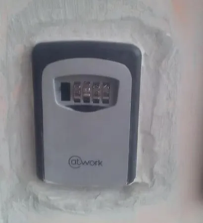 Zen - On Metro, Ultra Fast Wi-fi Apartment *