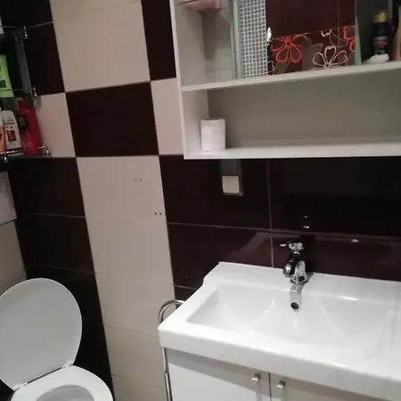 Apartment Zen - On Metro, Ultra Fast Wi-fi Sofia